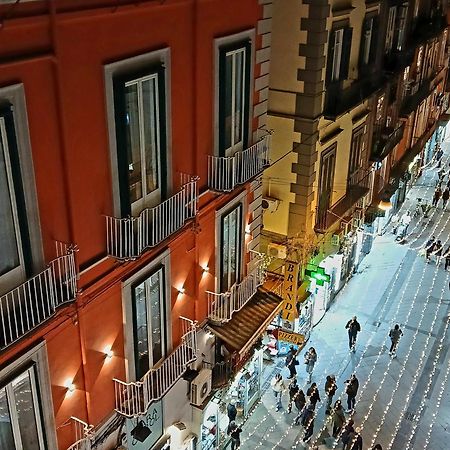 Отель Il Salotto Di Chiaia Неаполь Экстерьер фото